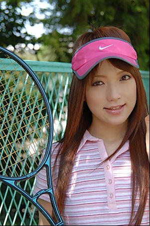 Super hot Nazuna Otoi  shows off outdoors